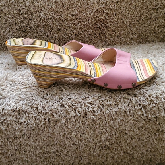 Vis a Vie sandals - Picture 9 of 9